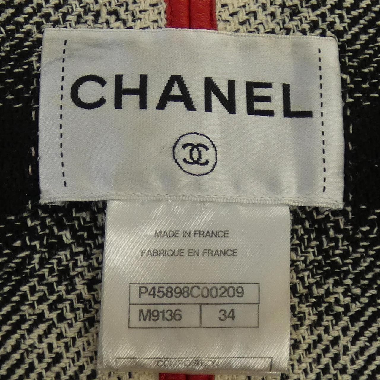 CHANEL Leather Coat P45898C00209 Size 34