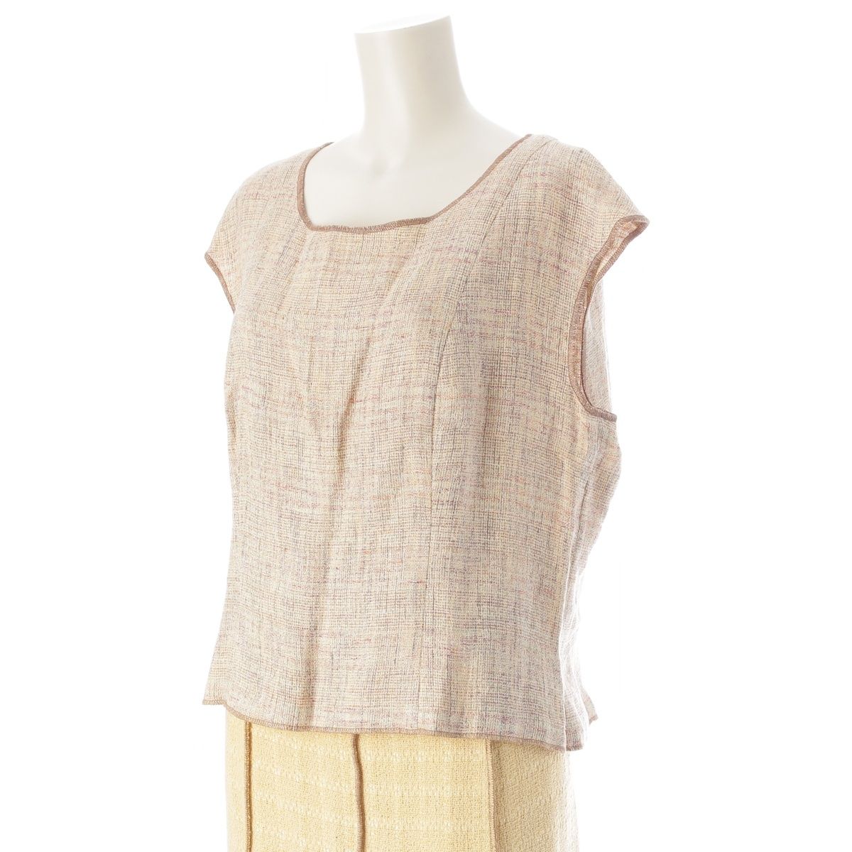 CHANEL Cotton Linen Tweed Jacket Sleeveless Top & Skirt 3-Piece Ensemble Setup P13184 Size 46 Yellow