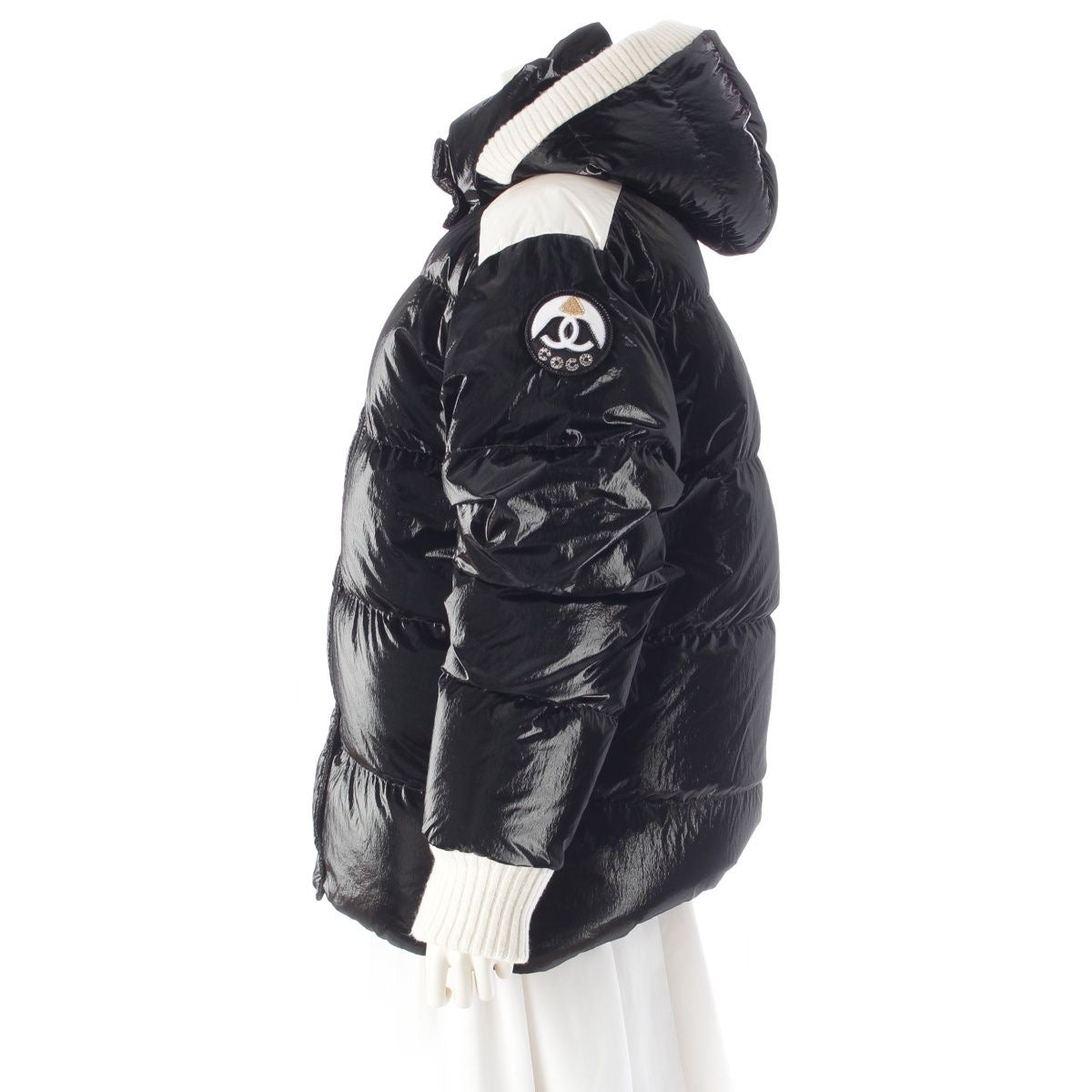 CHANEL Coco Neige 25/26 CC Logo Puffer Down Coat Size 42
