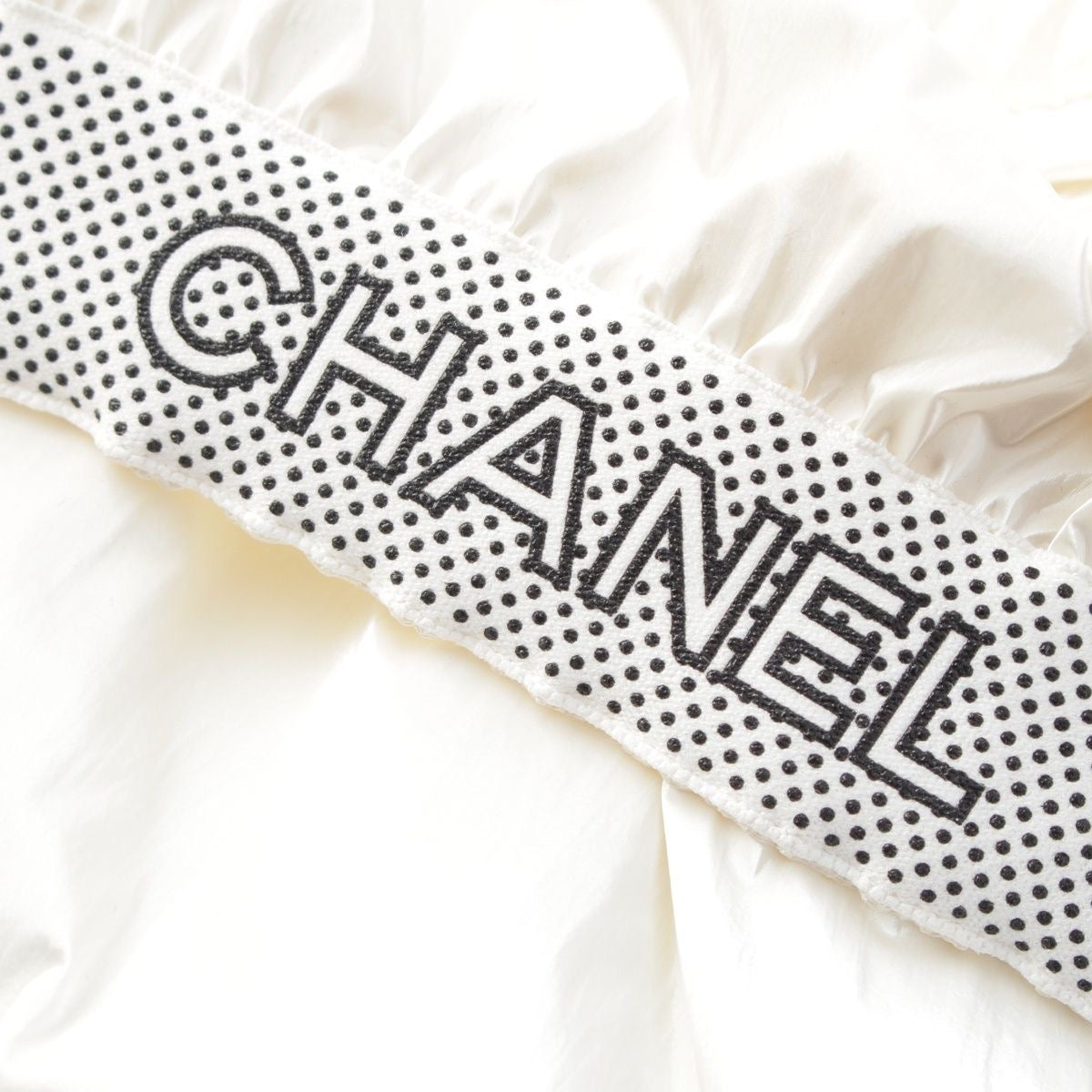 CHANEL Coco Neige 25/26 CC Logo Puffer Down Coat Size 42