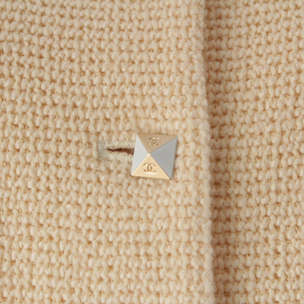CHANEL 2003 Wool Silk Coco Mark Stud Button Tailored Jacket P22101 Ivory / Size 38