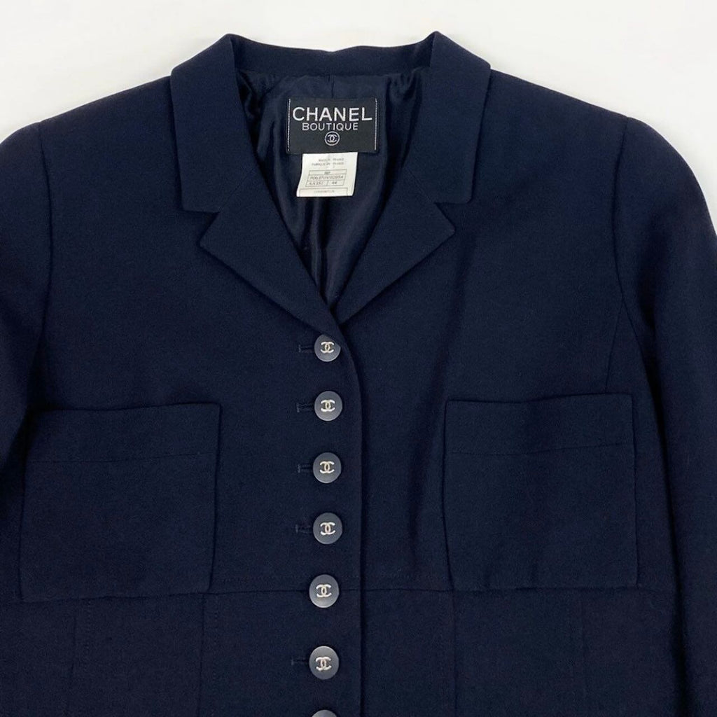 CHANEL BOUTIQUE 1996 Navy Wool Tailored Jacket P06370 / Size 42