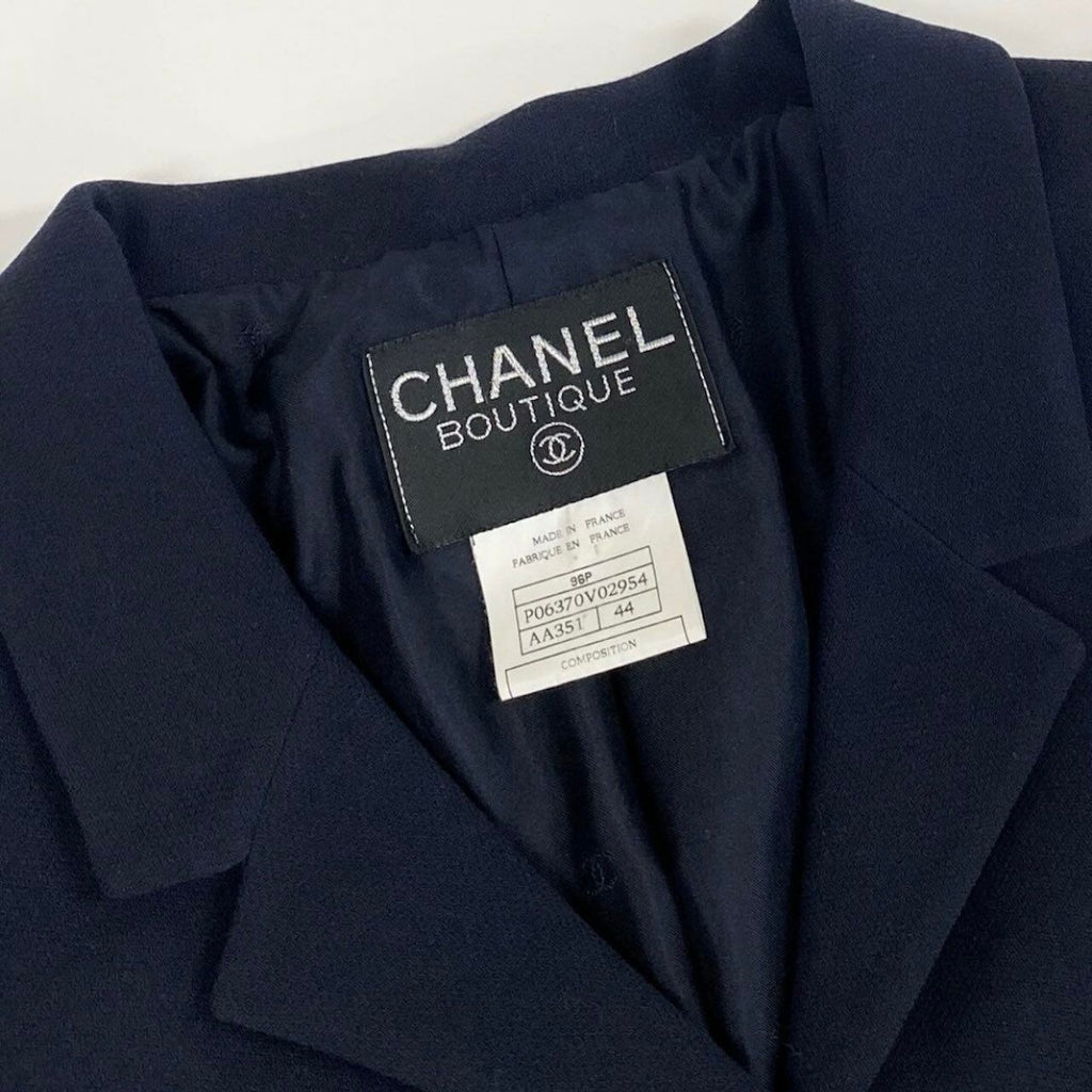 CHANEL BOUTIQUE 1996 Navy Wool Tailored Jacket P06370 / Size 42