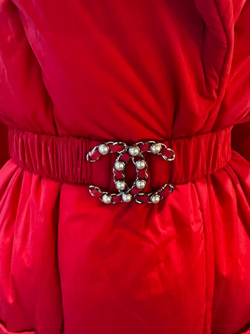 CHANEL Red Down Coat Large Collar Removable Pearl CC Belt 34