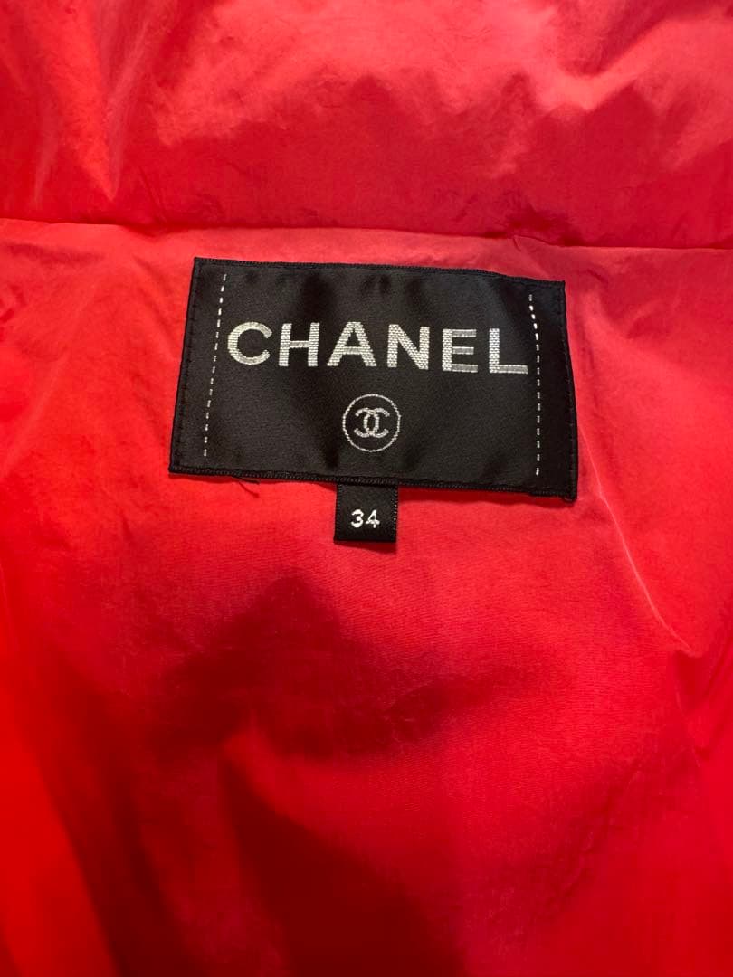 CHANEL Red Down Coat Large Collar Removable Pearl CC Belt 34