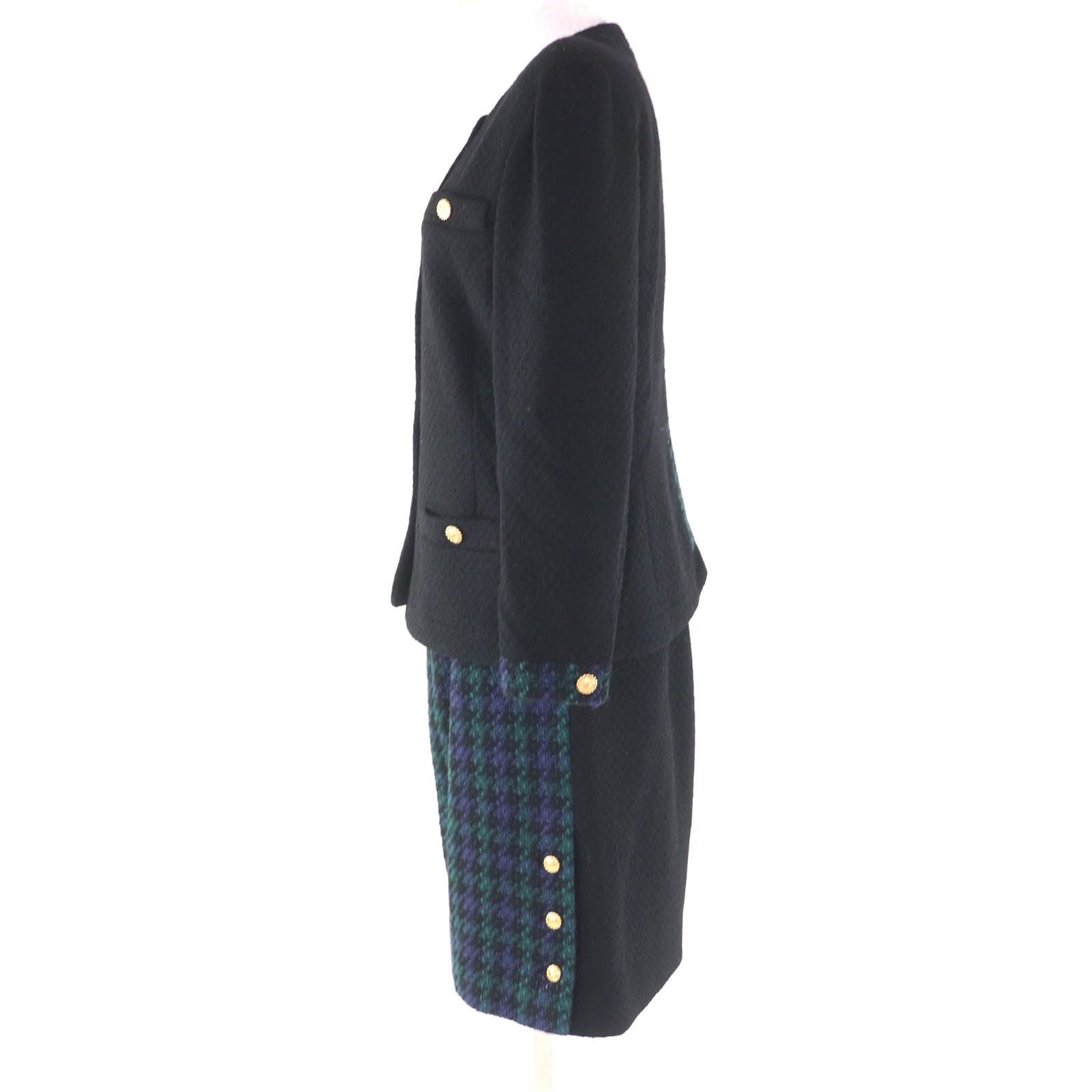 Vintage CHANEL 100% Wool Tweed Jacket & Skirt Suit Coco Mark Button Size 42 Black Green