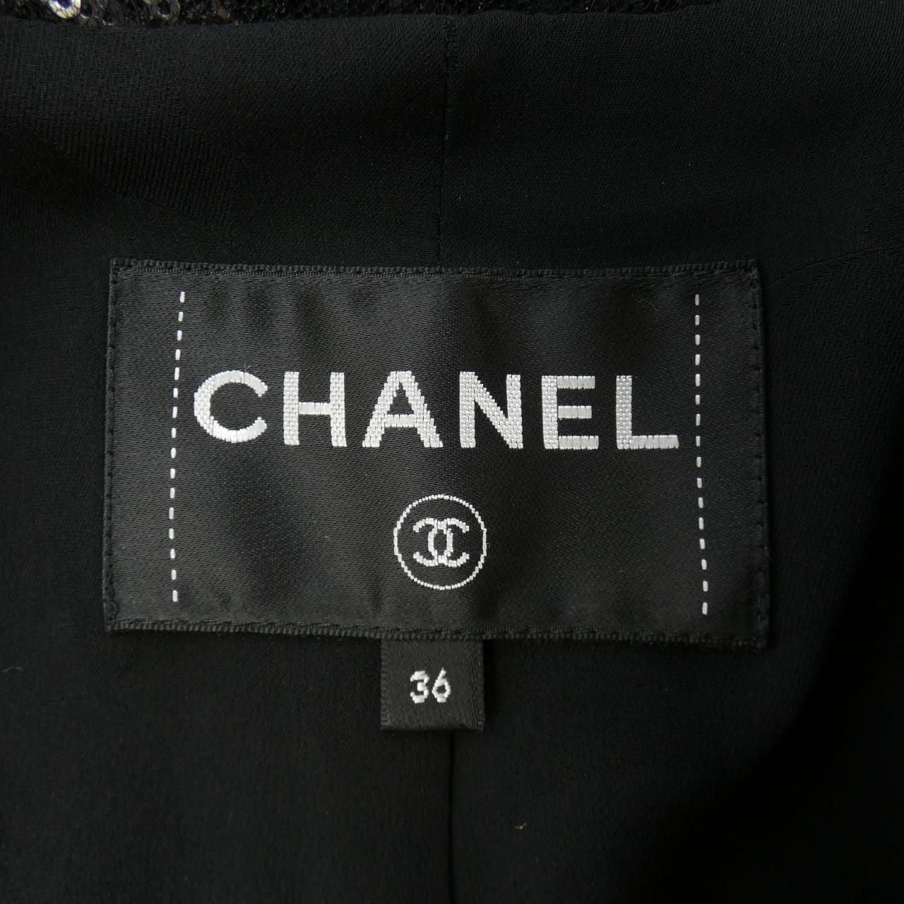 CHANEL Jacket Size 36 LOOK51