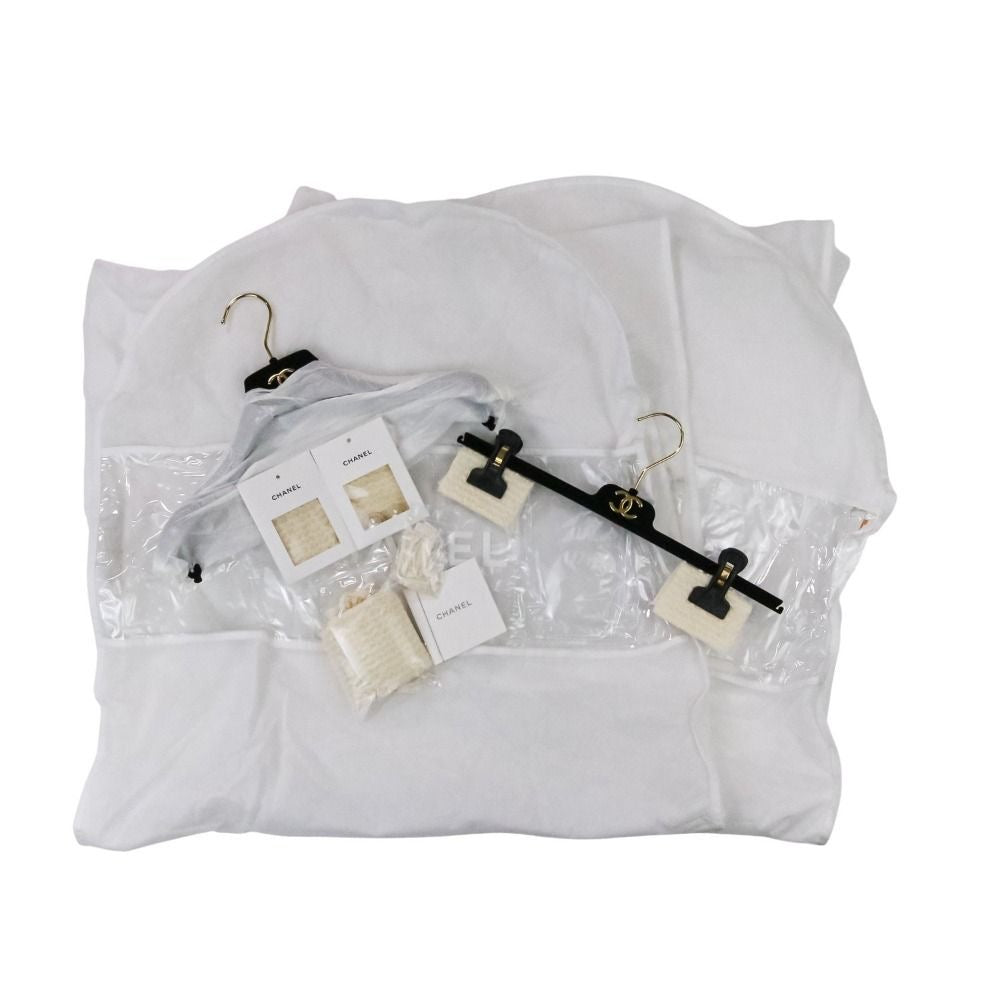 CHANEL Faux Pearl Coco Mark Button Tweed Jacket & Skirt Setup Size 34 Ivory