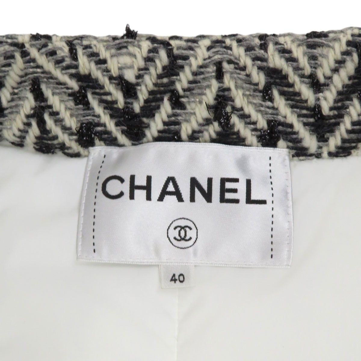 CHANEL Coco Mark Tweed Trim Padded Jacket Size 40 White P59906V45660