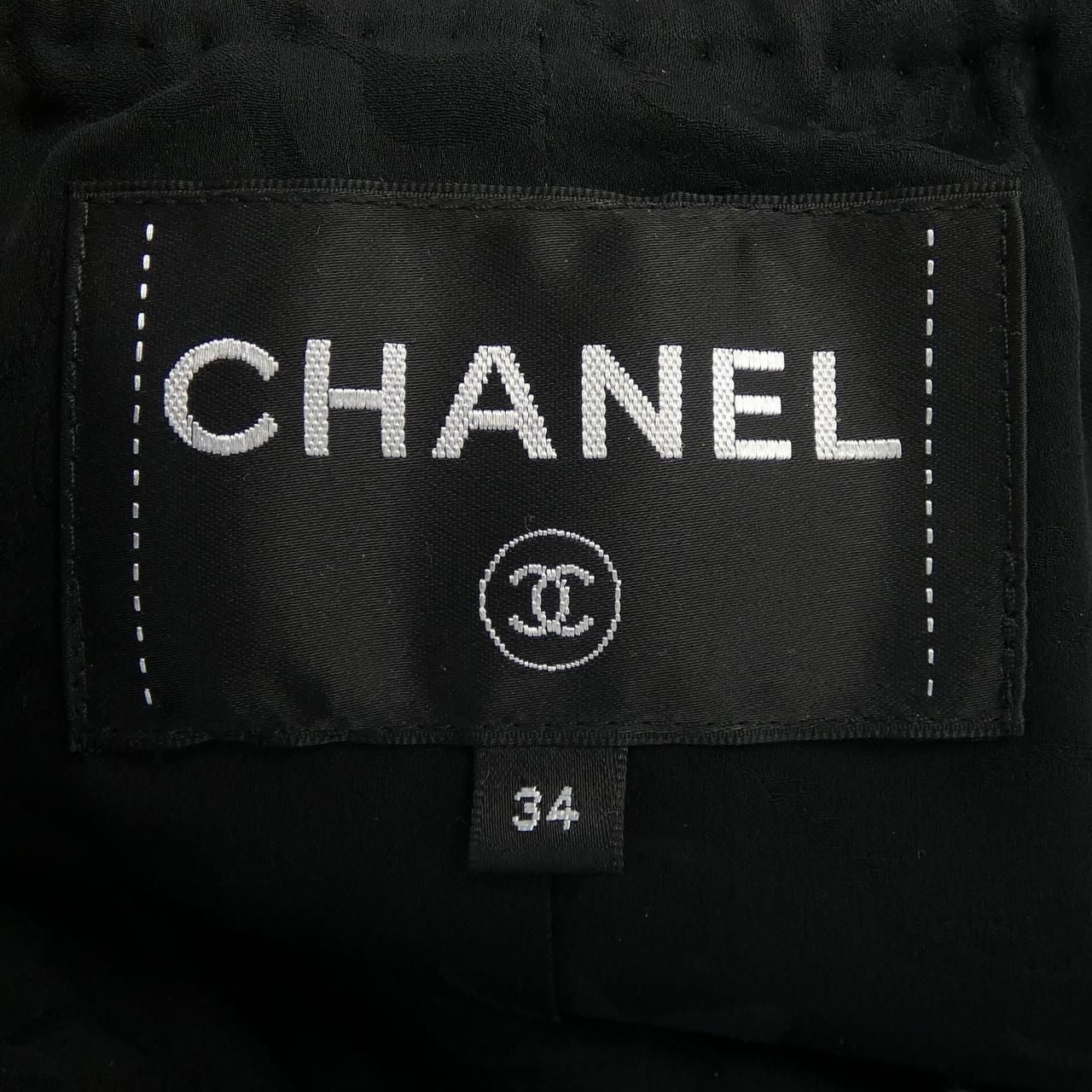 CHANEL Coat Size 34