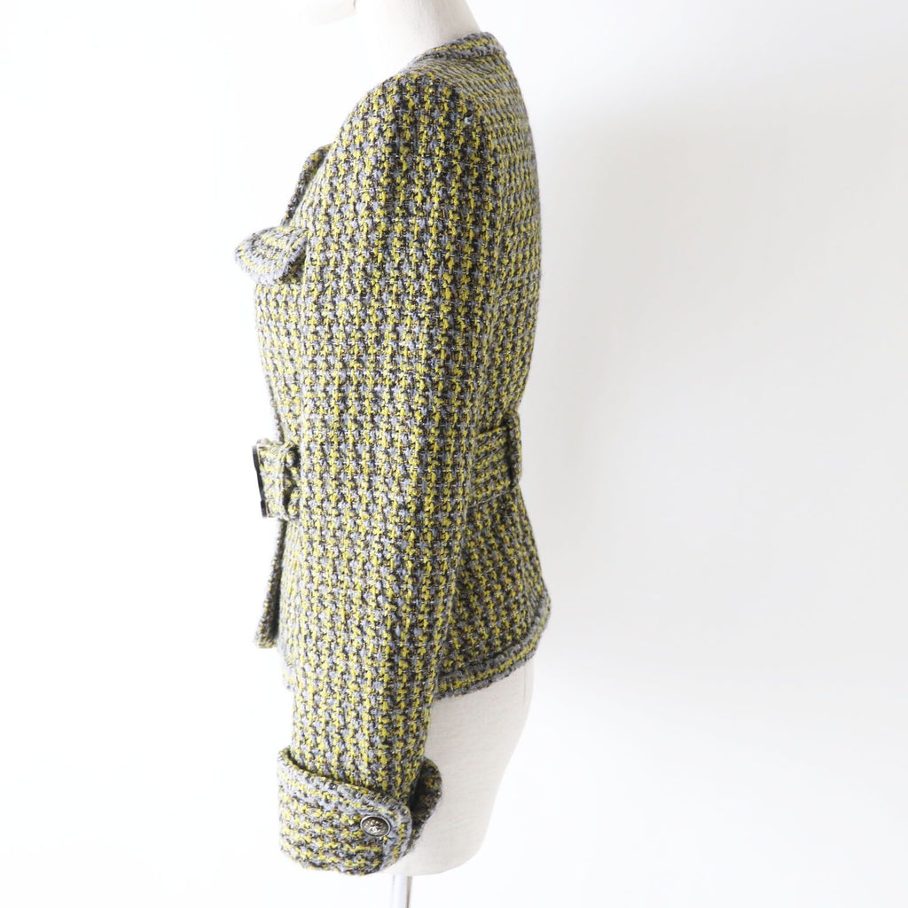 CHANEL Collarless Buttonless Tweed Coat Size 38 Beige