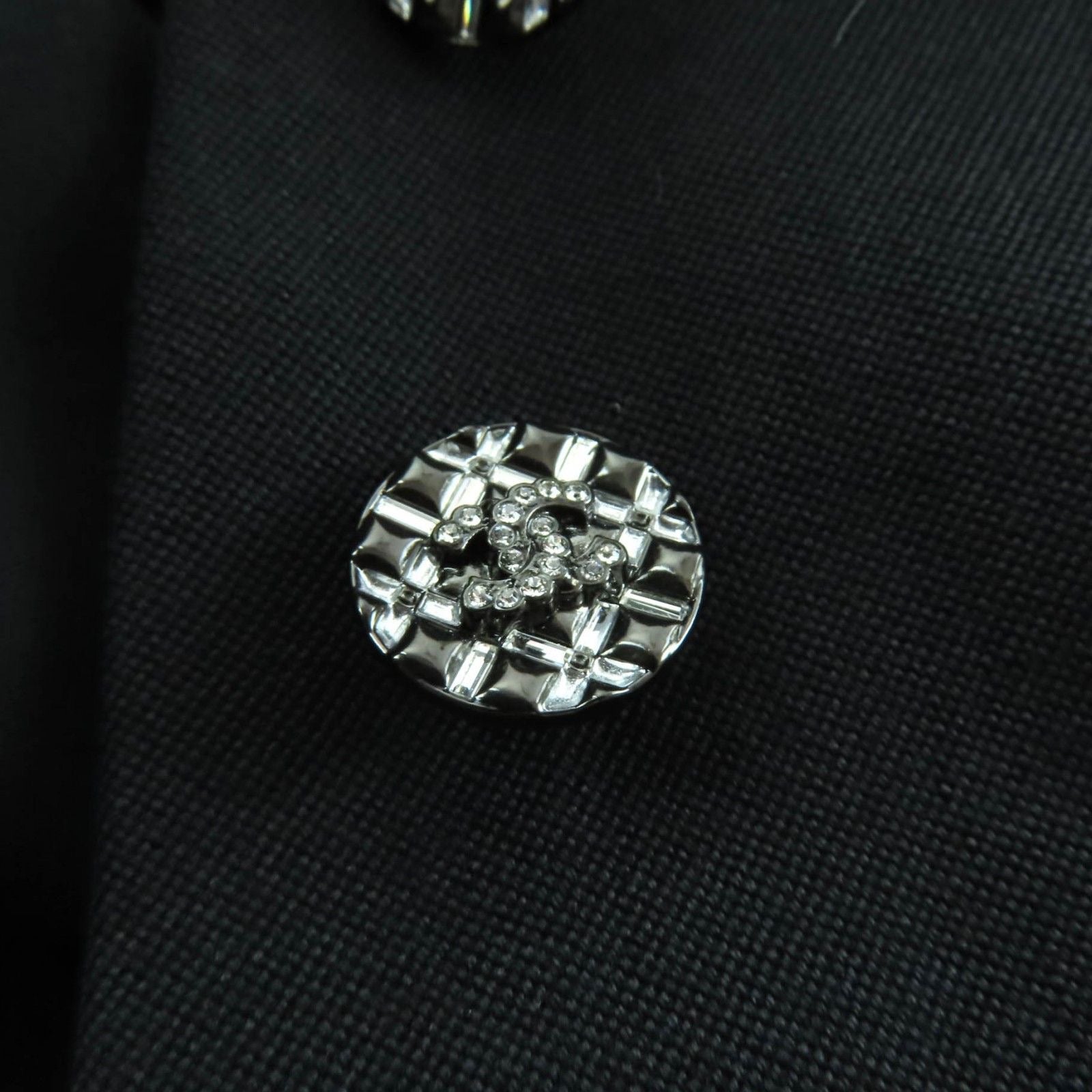 CHANEL P73138V11502 Rhinestone Coco Button Collarless Wool Jacket Silk Lining Size 36 Black Made in France