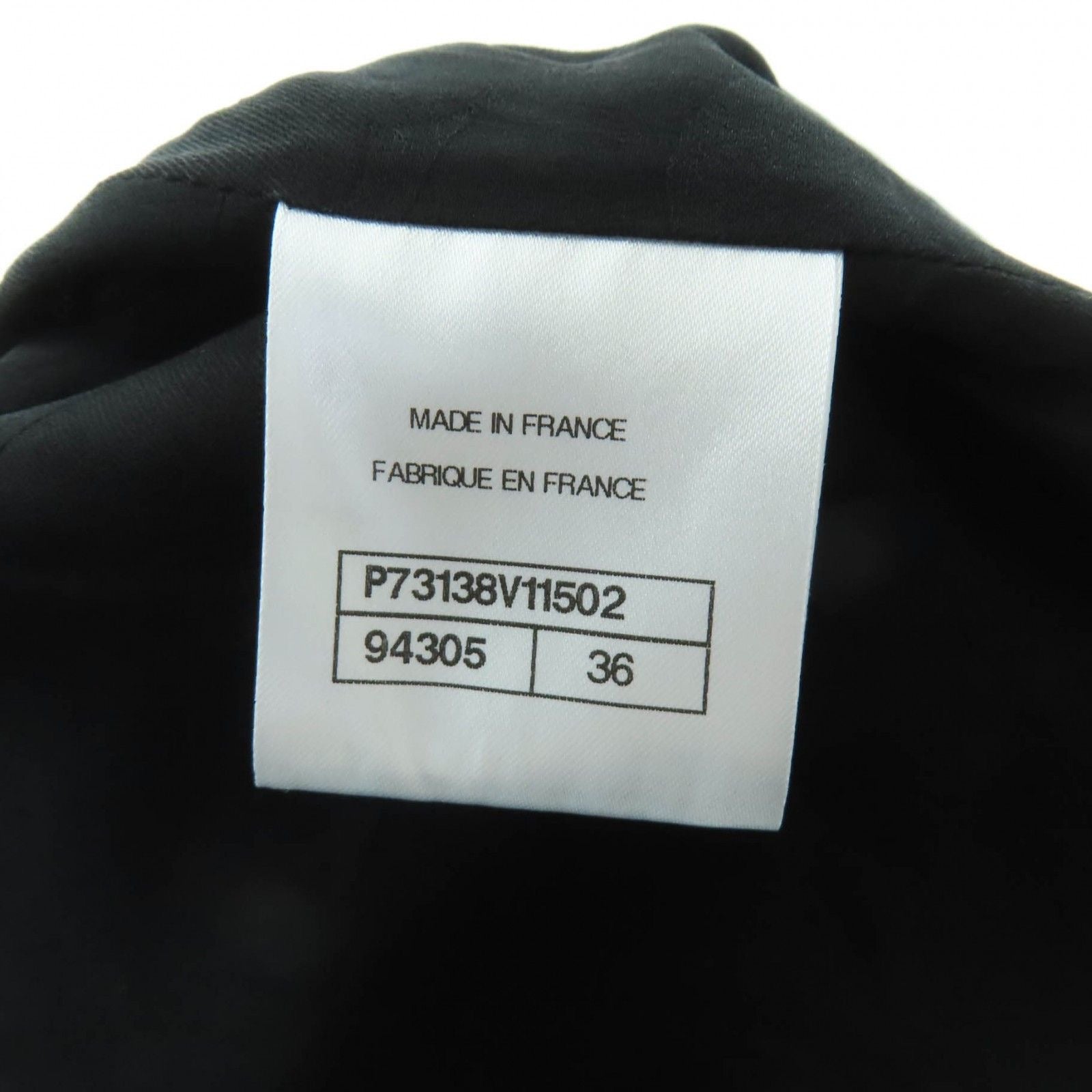 CHANEL P73138V11502 Rhinestone Coco Button Collarless Wool Jacket Silk Lining Size 36 Black Made in France