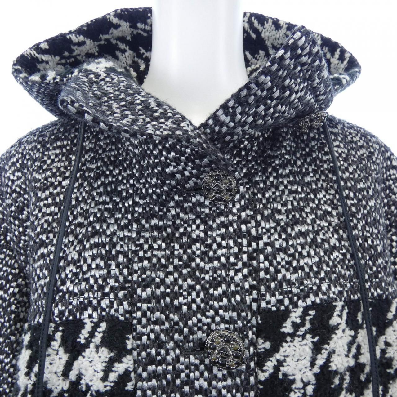 CHANEL Coat Size 38