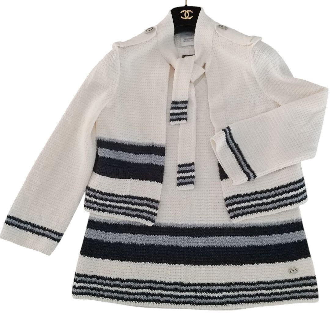 CHANEL Jacket & Camisole Ensemble Size 36 & 38