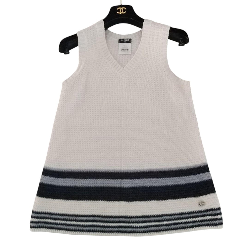 CHANEL Jacket & Camisole Ensemble Size 36 & 38