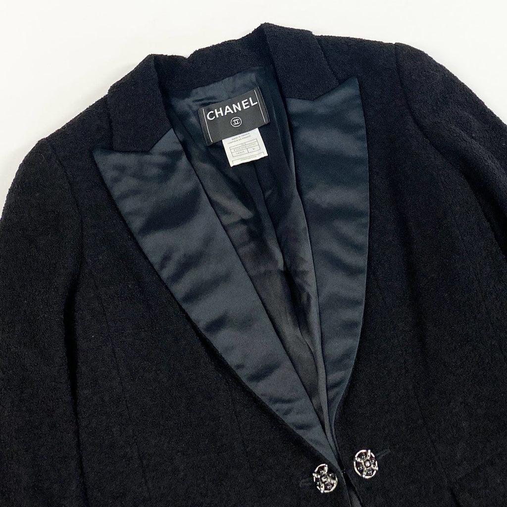 CHANEL 2006 Gripoix Button Waist-Shape Tweed Coat Black Size 36