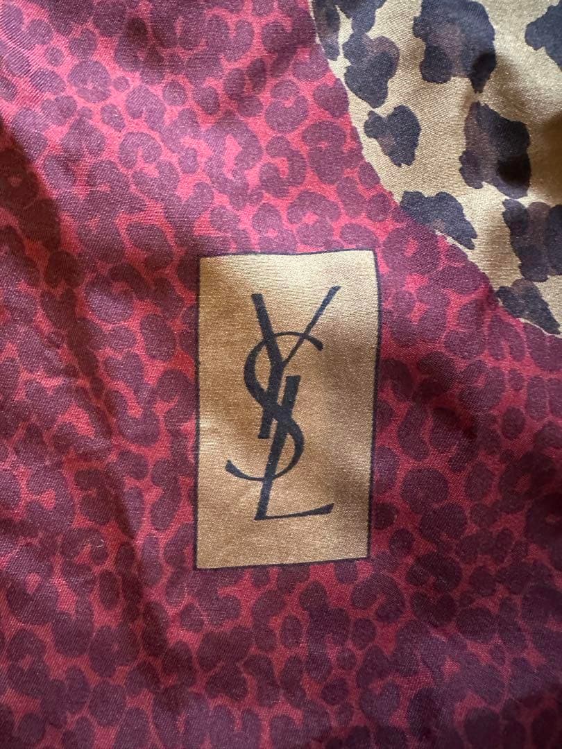Legendary YSL Yves Saint Laurent Leopard Stole Scarf Silk Woman
