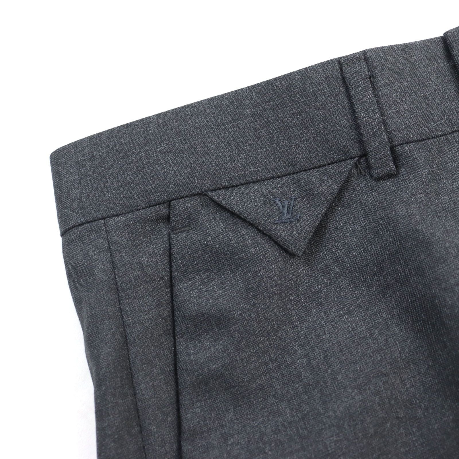 NWT LOUIS VUITTON HGCF7W Silk Blend LV Logo Embroidery Peaked Lapel Double Breasted Suit Setup Grey Size 50