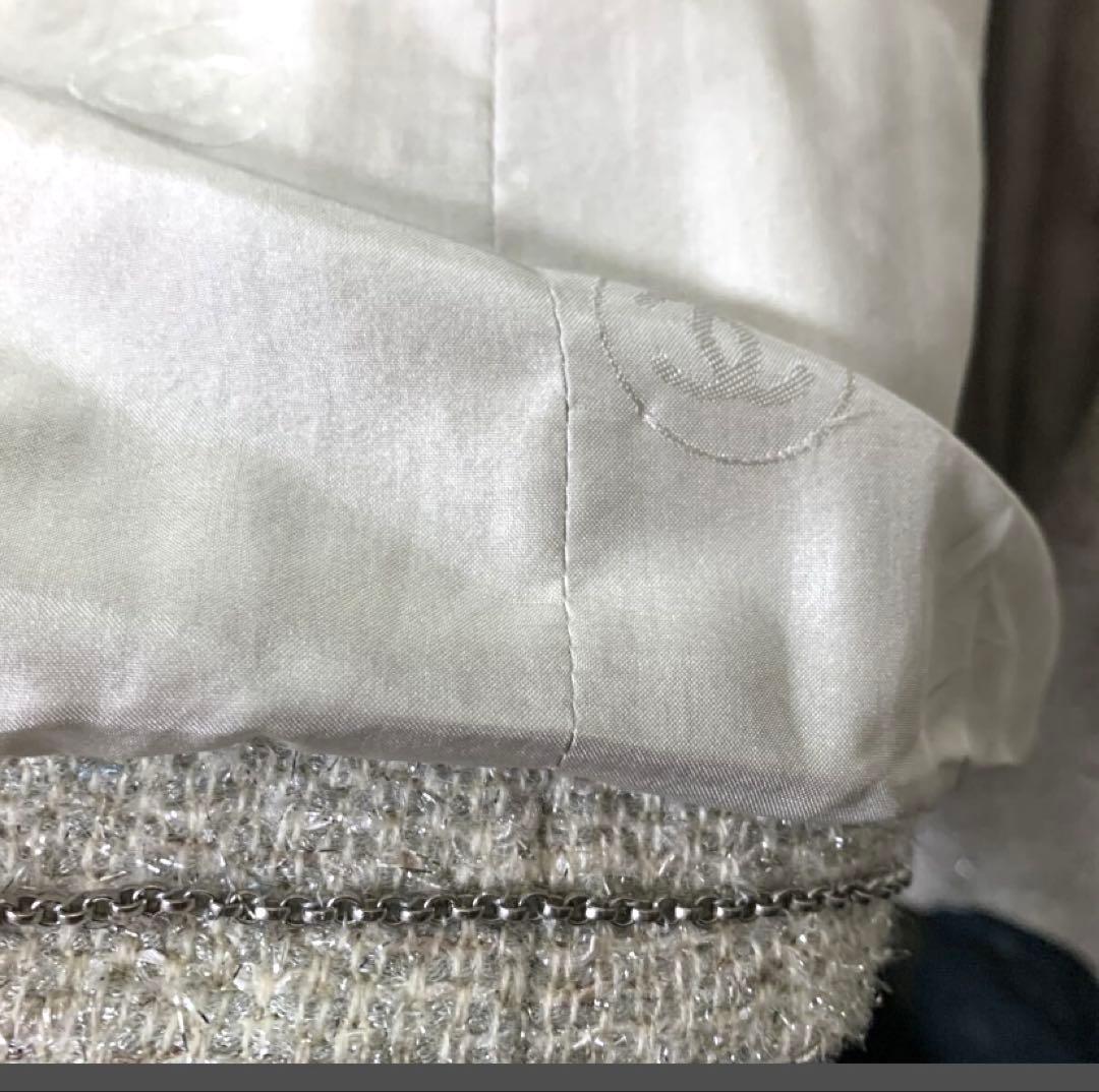 CHANEL Tweed Collarless Jacket – Silver Grey