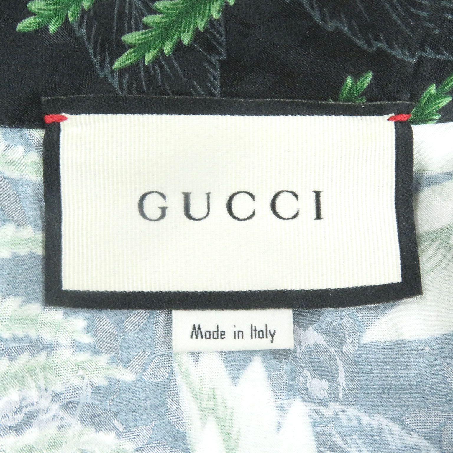 GUCCI Silk-Blend Aloha Shirt & Short Pants Setup Size 48/46 – Excellent Condition