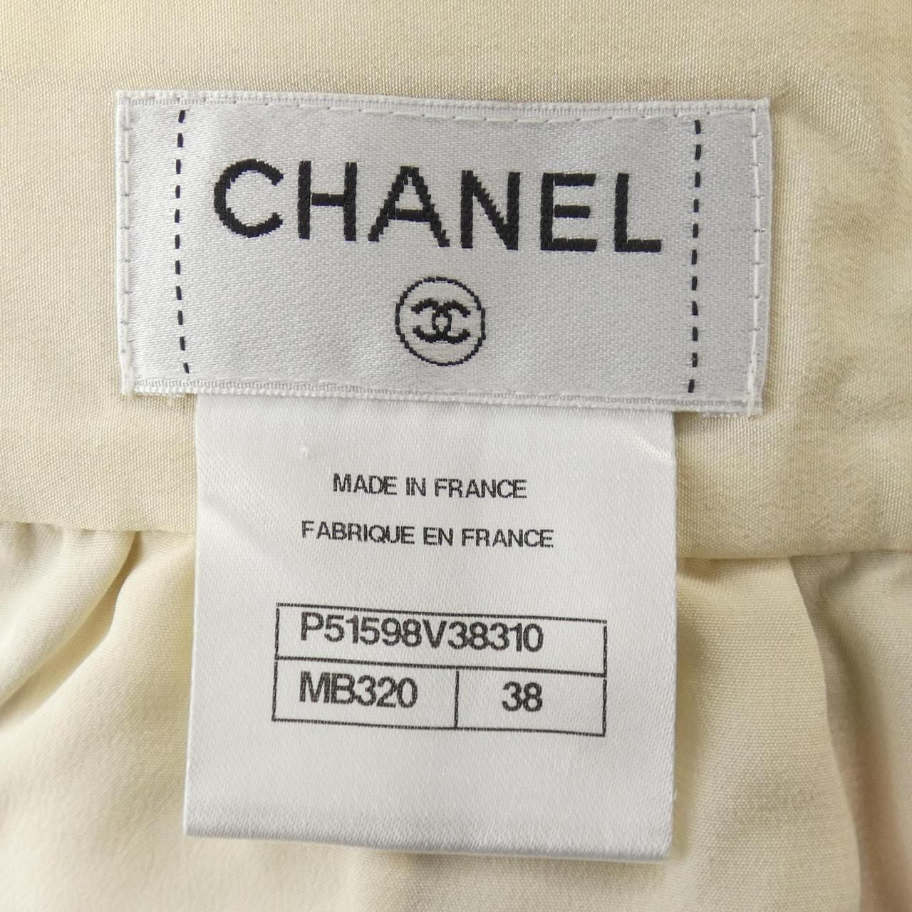 CHANEL Skirt Size 38