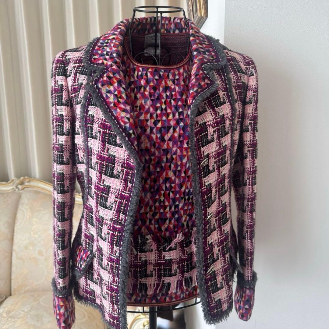 CHANEL 2004AW Multicolor Tweed Tailored Jacket & Gilet Ensemble Size 36 - Karl Lagerfeld Runway