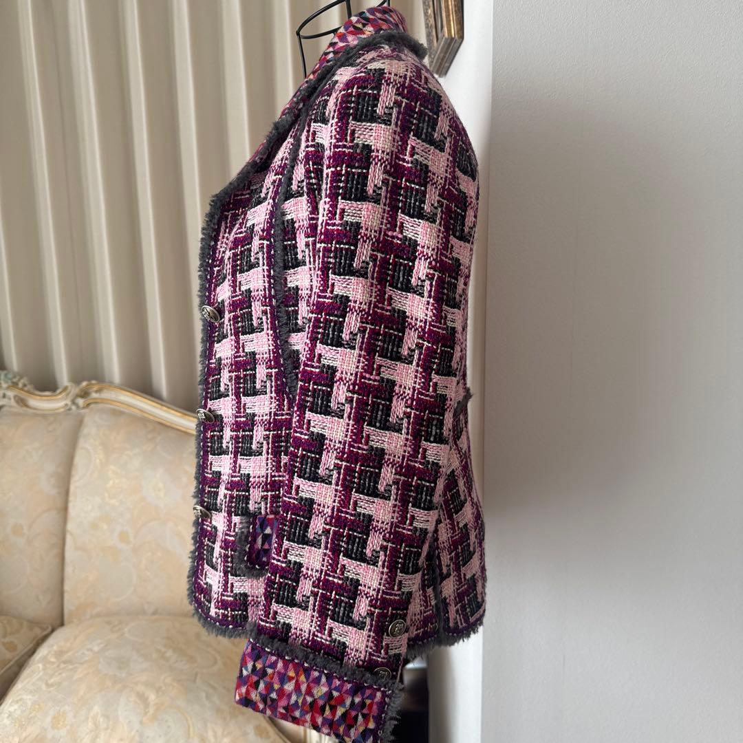 CHANEL 2004AW Multicolor Tweed Tailored Jacket & Gilet Ensemble Size 36 - Karl Lagerfeld Runway