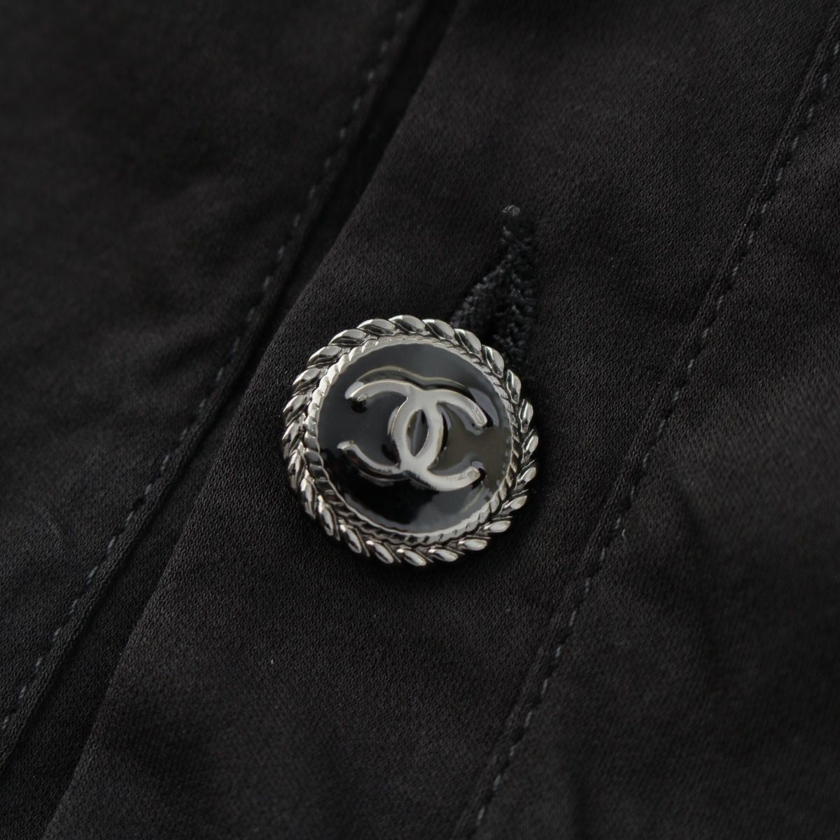 CHANEL 18P Cotton Jersey Short Sleeve Dress Back CC Button Black Size M