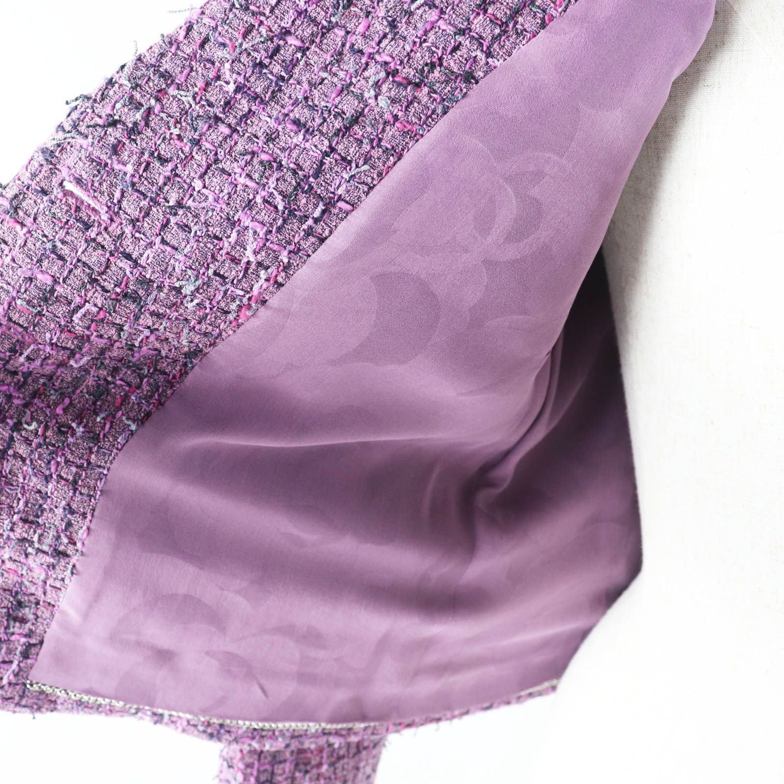CHANEL 22P Lion Button Tweed Jacket Purple
