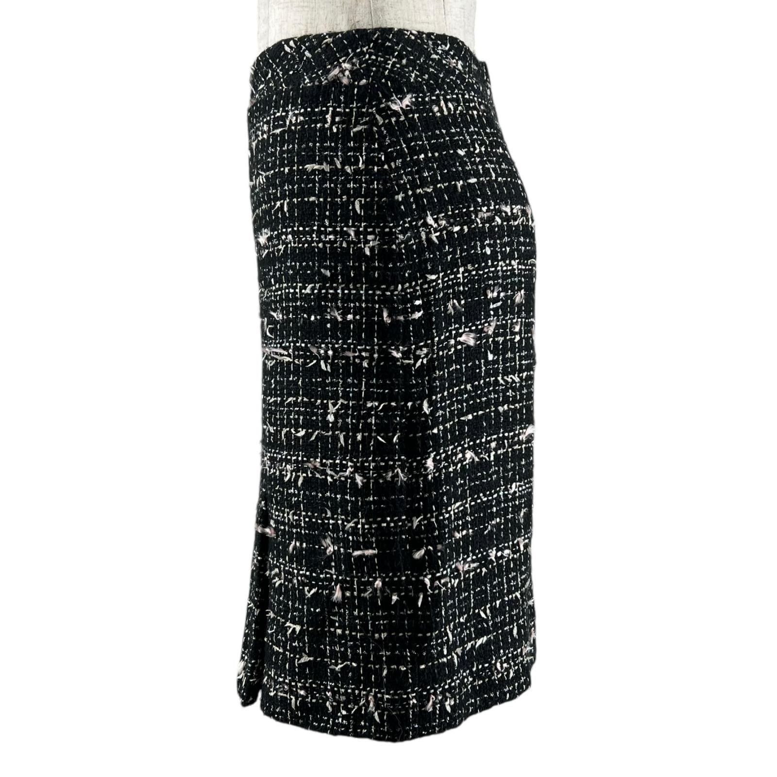 CHANEL Vintage 05C Tweed Box Pleat Skirt CC Logo Black Size 34