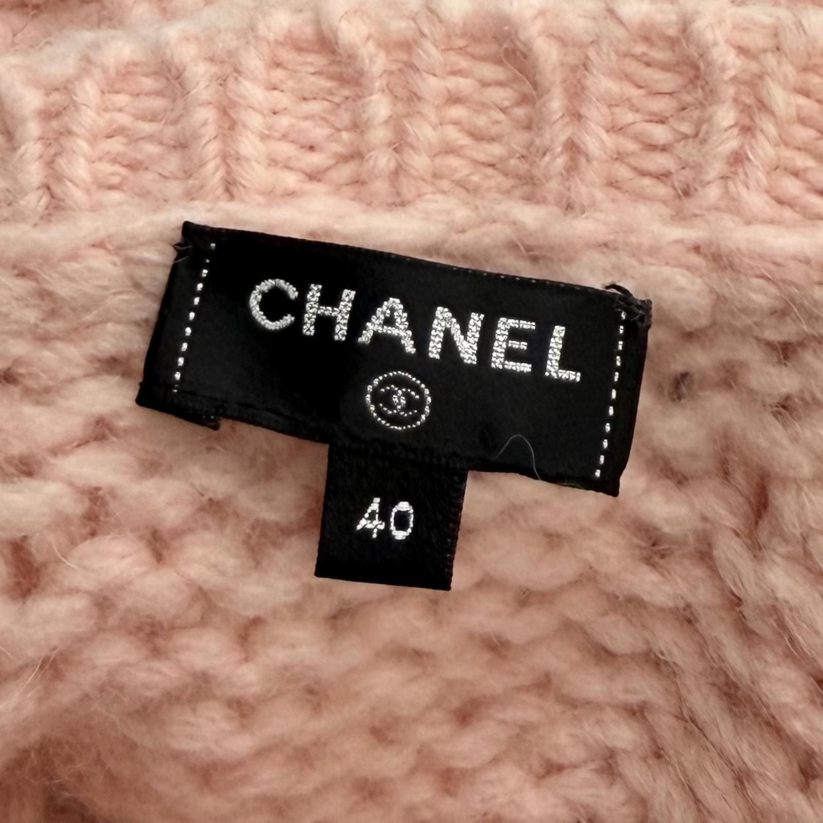 CHANEL 21B Wool Alpaca Blend Crochet Knit with Detachable Cape Rhinestone CC Logo Pink Size 40
