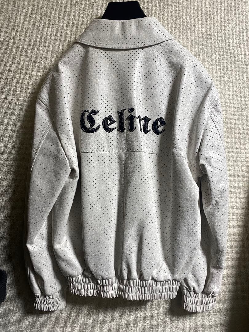 新品タグ付き セリーヌ ホワイト ボンバー レザージャケット by エディ・スリマン
