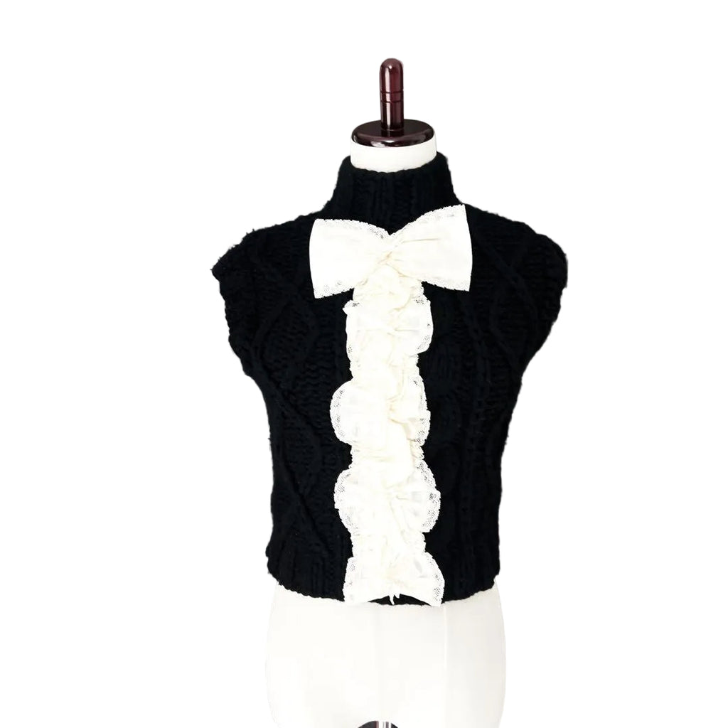 CHANEL Ribbon Knit Vest Gilet Brooch Sweater Runway Item