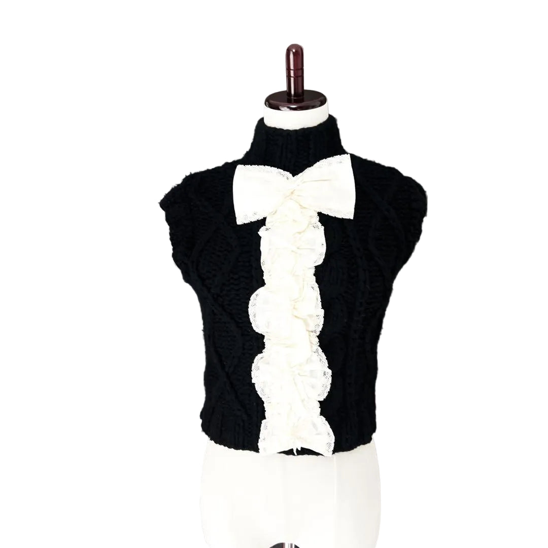CHANEL Ribbon Knit Vest Gilet Brooch Sweater Runway Item
