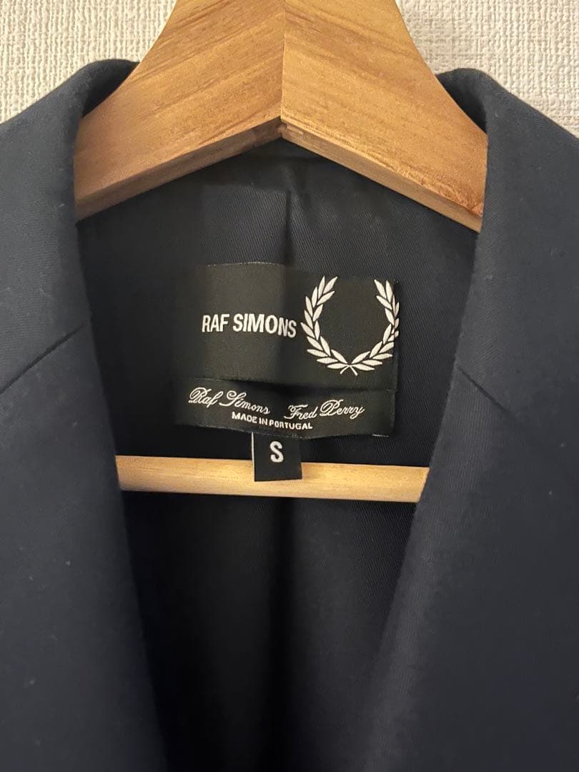 RAF SIMONS × FRED PERRY PATCHED BLAZER