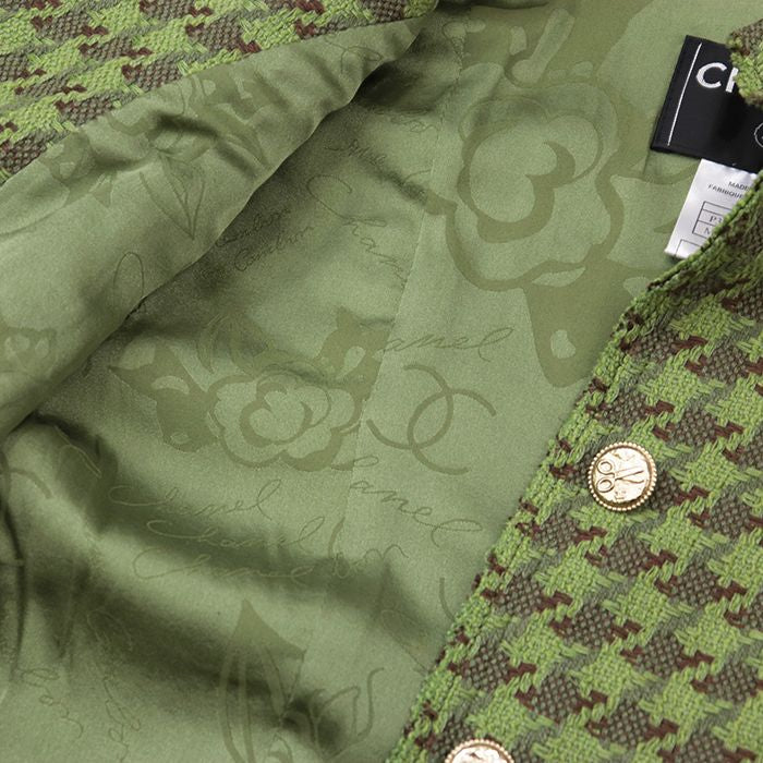 CHANEL 2008 Houndstooth Tweed Cropped Jacket Epaulettes Scissors CC Logo Size 36