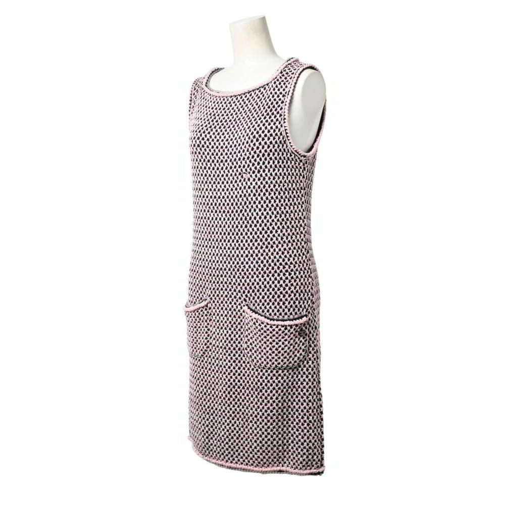 CHANEL Silk Blend Sleeveless Dress with Plated Chain P56642K07388 Size 34