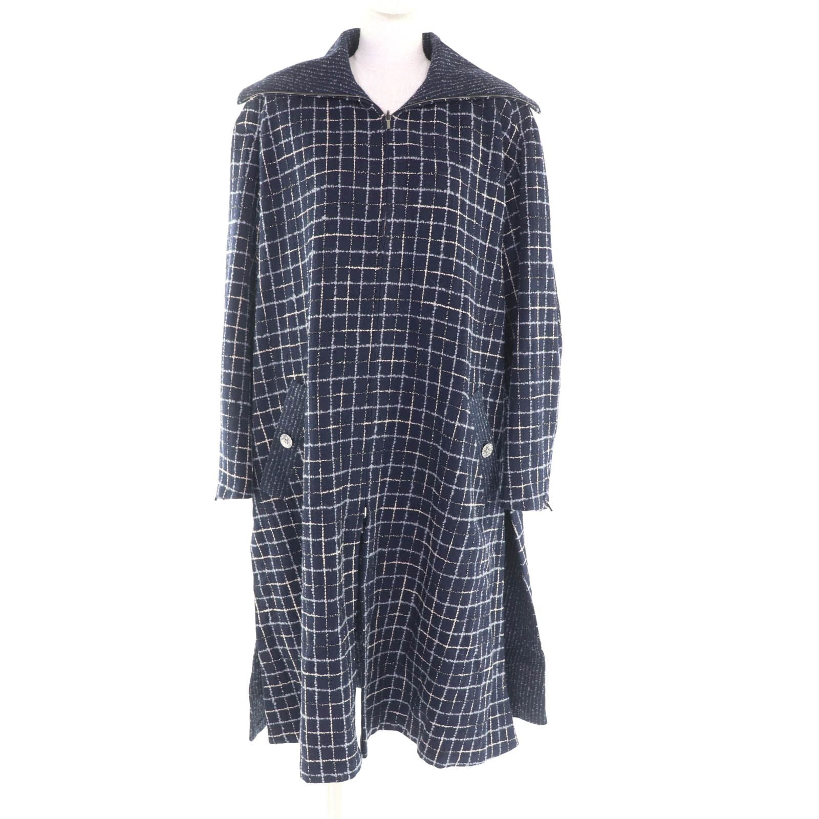 CHANEL 2021 Wool Blend Tweed Coat CC Buttons Navy Runway Piece Size 34 Made in France