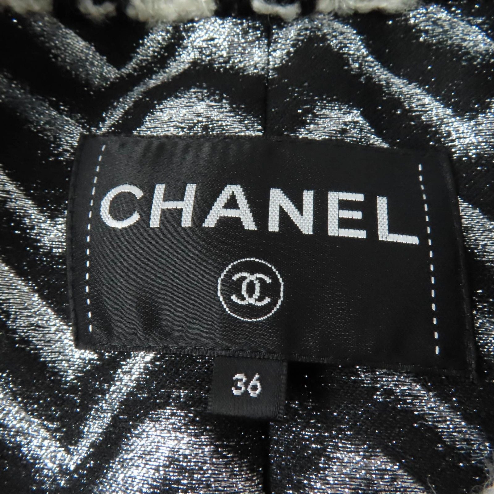 CHANEL Wool Houndstooth Tweed Jacket CC Buttons Black White Size 36