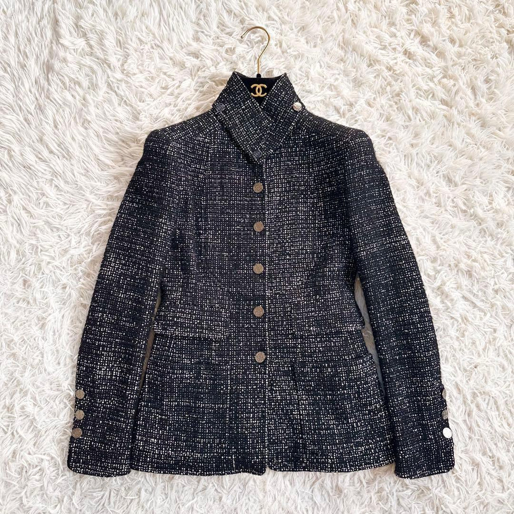 CHANEL Stand Collar / No Collar 2way Tweed Jacket Size 36