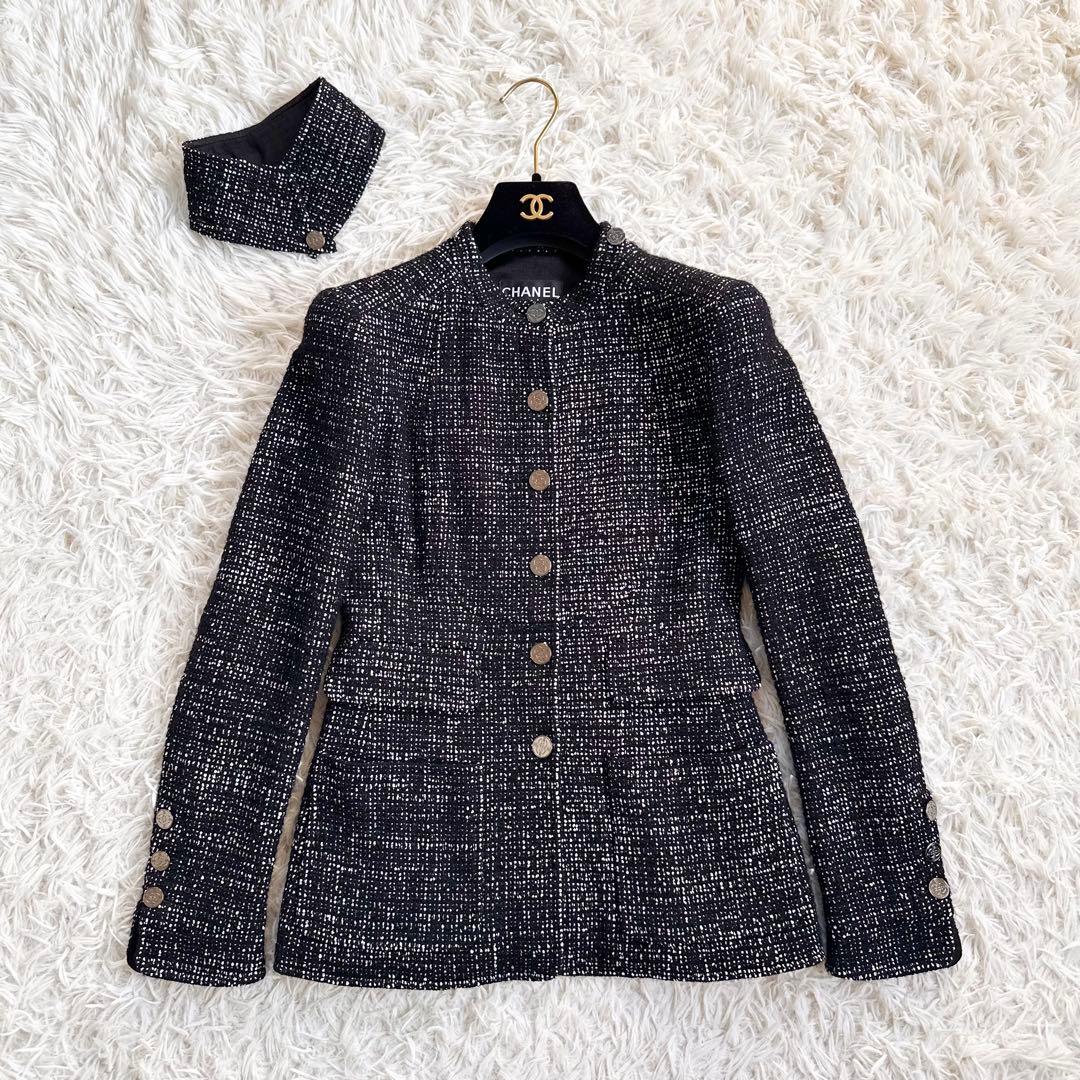 CHANEL Stand Collar / No Collar 2way Tweed Jacket Size 36