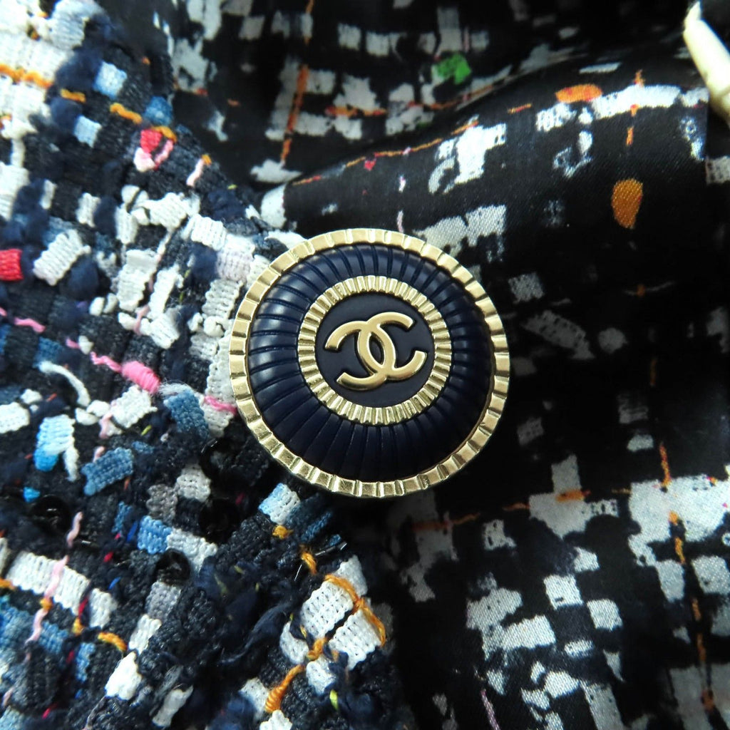 CHANEL ノーカラージャケット P62686 ミックスツイード フリル ココマークボタン シルク裏地 マルチカラー サイズ34