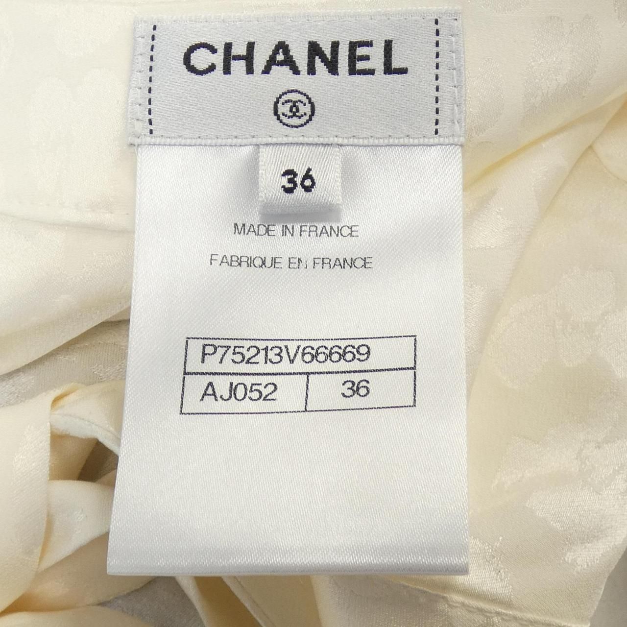CHANEL Cape P75213V66669 Size 36