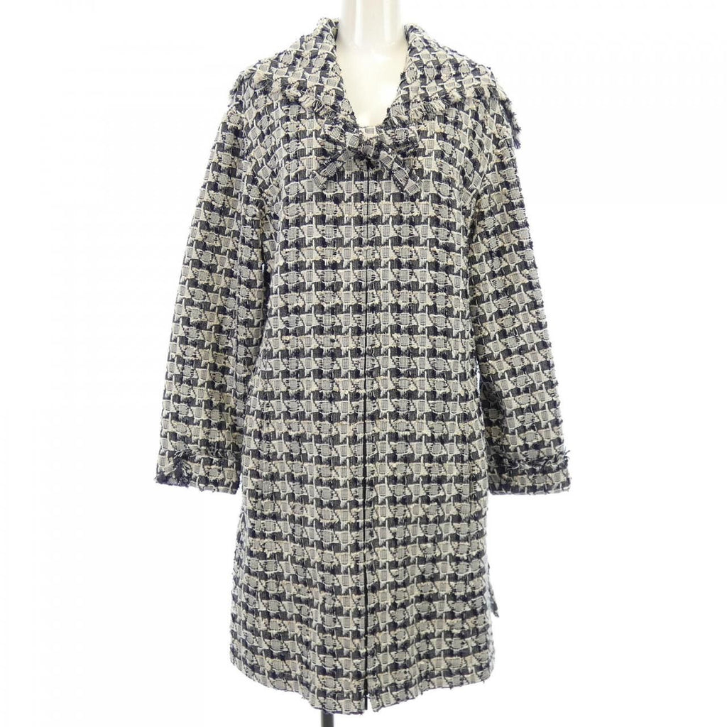 CHANEL Coat P58049V43827 Size 40