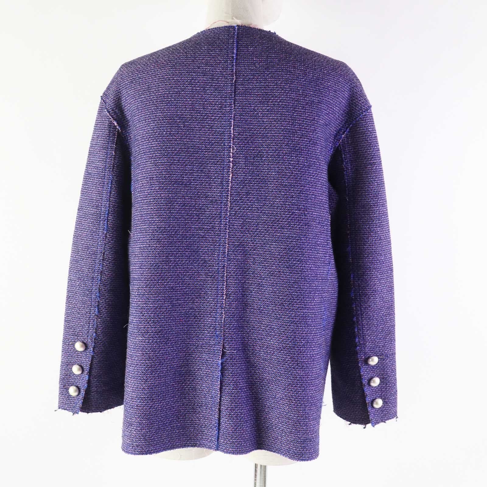 CHANEL P45867 F Pearl CC Button Cut-Off Collarless Metallic Tweed Jacket Blue Pink Size 40