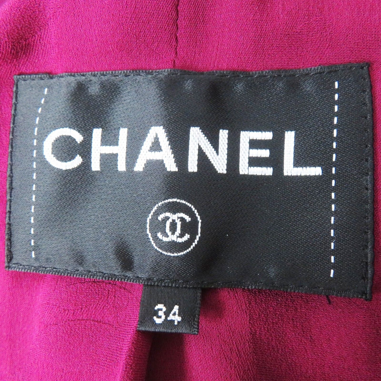 CHANEL 22A P73183 CC Button Collarless Tweed Jacket Burgundy Black White Size 34