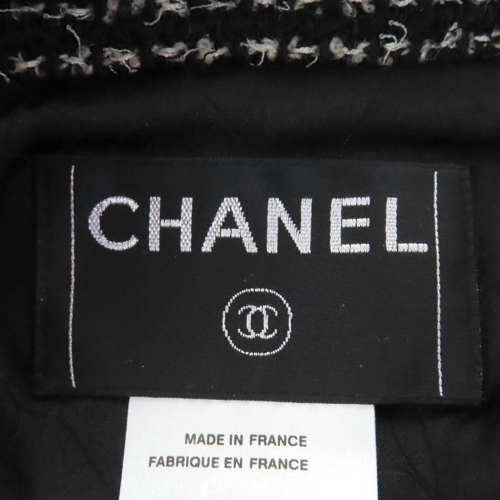CHANEL 03C P20548/P20413 Vintage Wool Matelasse CC Button Tweed Setup Suit Black Size 34