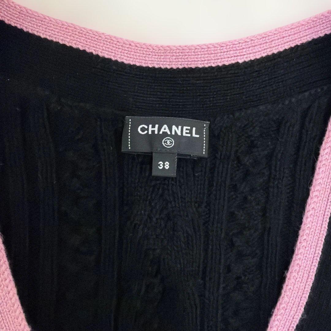 CHANEL CC Logo Cashmere Border Cardigan Black x Pink Size 38