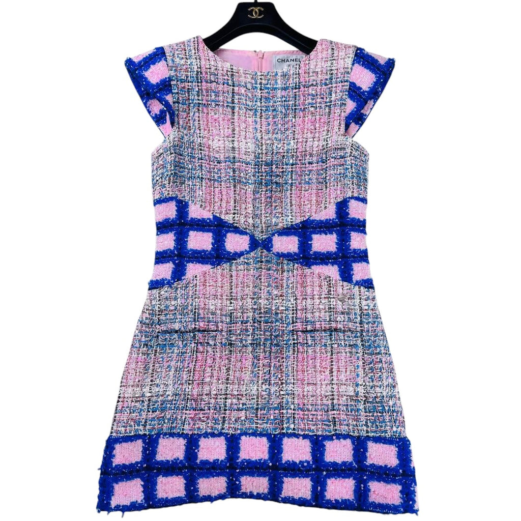 Chanel 2018 Tweed Dress CC Logo Hardware Size 38